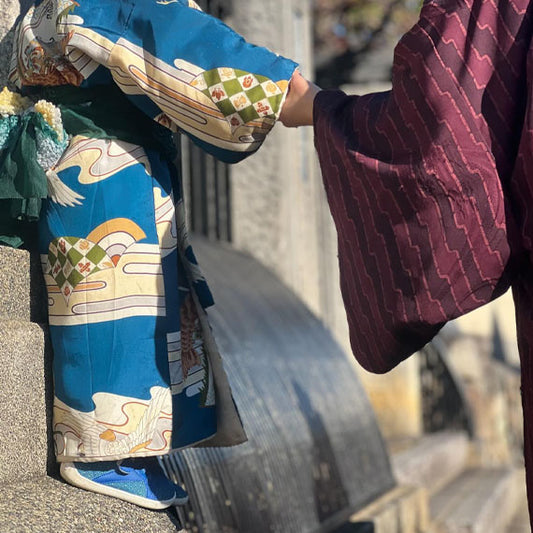 新学期には裸足の靴で